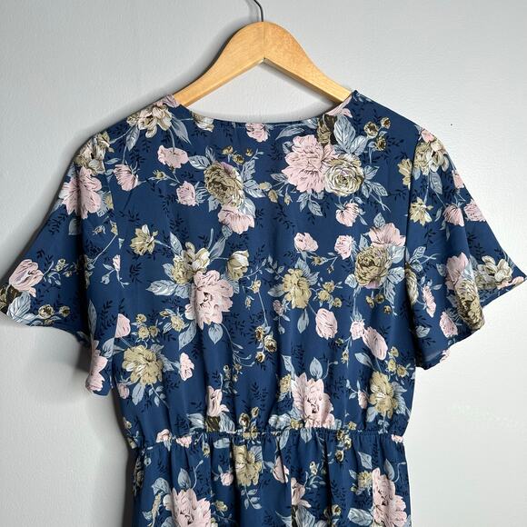 Hayden Los Angeles Blue Floral Flutter Sleeve Tie Front V Neck Maxi Dress Size L - Picture 7 of 8